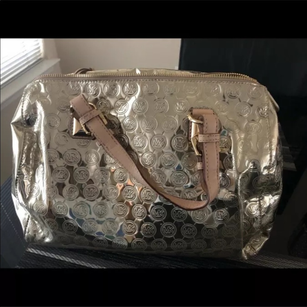 Micheal Kors barrel Purse